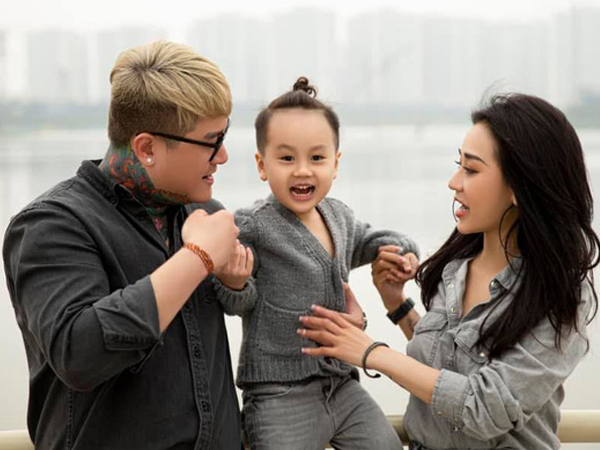 Vũ Duy Khánh tái hợp với vợ cũ - DJ Tiên Moon, quay lại chung sống hạnh phúc sau hơn 2 năm ly hôn