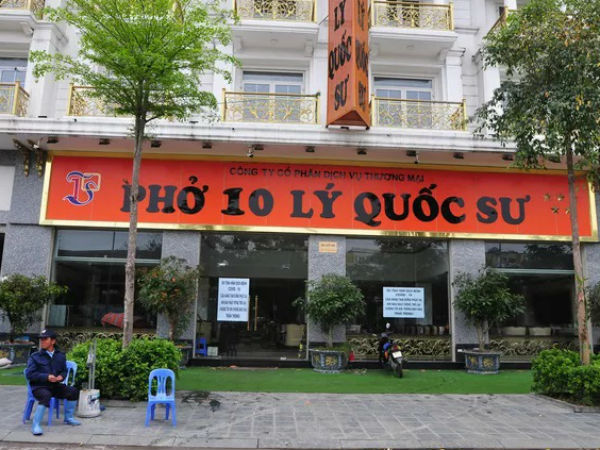 Hà Nội: Hàng loạt nhà hàng lớn đóng cửa chống dịch COVID-19