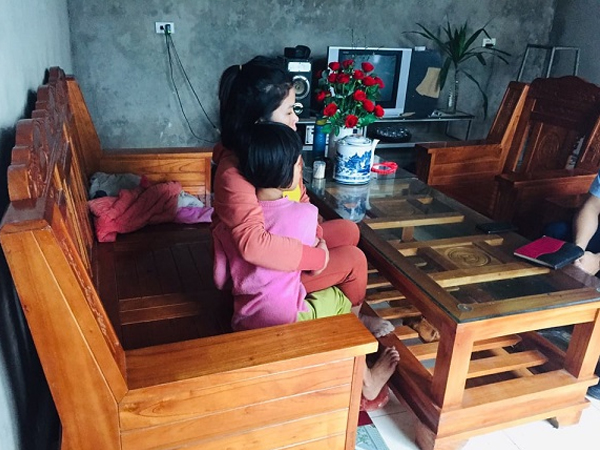 Lời kể kinh hoàng của người mẹ giải cứu con gái 9 tuổi bị xâm hại tình dục