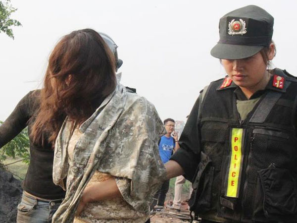 Phá đường dây đánh bạc 'quý bà' hơn nửa tỷ đồng