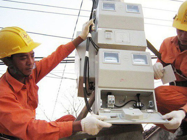 EVN bác bỏ tin đồn tăng giá điện trong dịch Covid-19