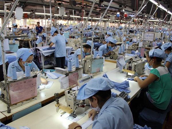 Gần 50.000 lao động nộp hồ sơ hưởng trợ cấp thất nghiệp