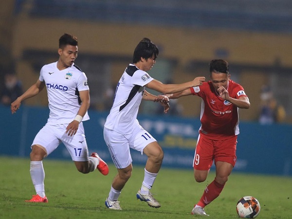 'Sếp lớn' VPF nói gì về đề xuất huỷ bỏ V.League của CLB Quảng Nam?