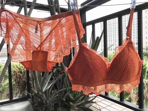 'Nếu cởi đồ ra mà thấy bộ đồ lót đồng màu thì chúc mừng, các anh em đã bị chăn' - quan điểm mới về đồ lót phụ nữ khiến đàn ông lạnh gáy còn phụ nữ thì phản đối