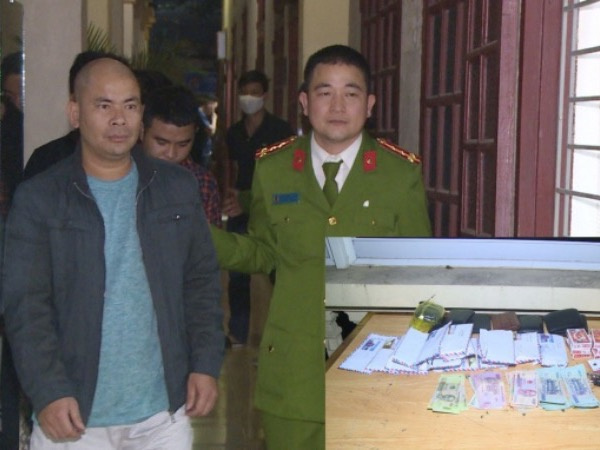 Bắt quả tang 15 người đánh bạc trong căn nhà hoang