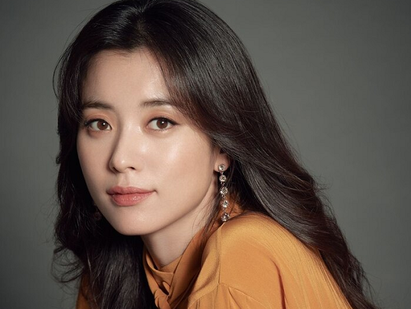 Han Hyo Joo thay thế Son Ye Jin vào vai nữ chính trong bom tấn 'Hải tặc 2'