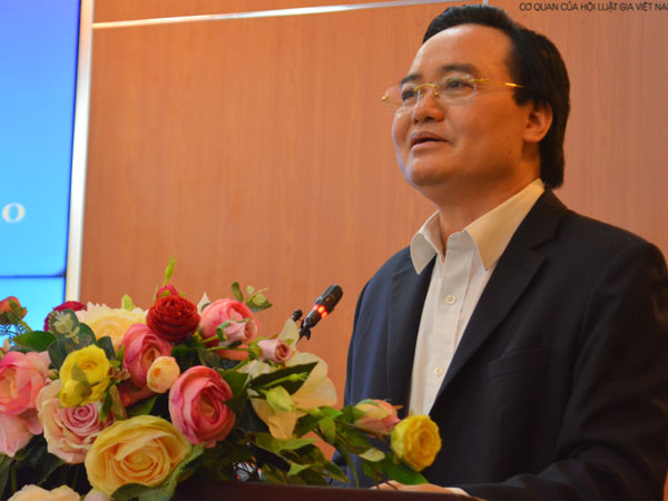 Bộ trưởng Phùng Xuân Nhạ: 'Tạm dừng đến trường, không dừng việc học'