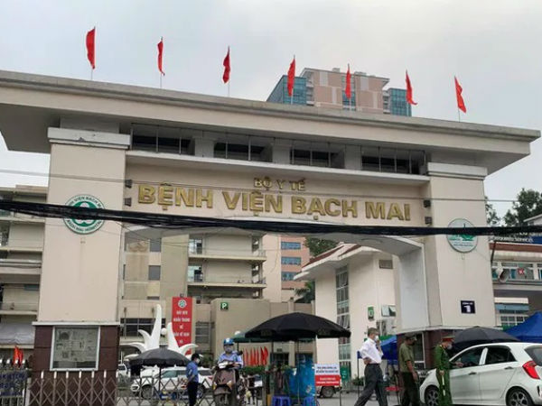 KHẨN: 4 việc cần làm ngay với những người đã tới Bệnh viện Bạch Mai từ 12/3 đến nay