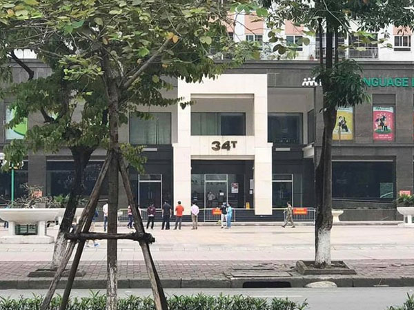 Hà Nội khoanh vùng, khử khuẩn tòa 34T Hoàng Đạo Thúy vì một người nghi mắc COVID-19