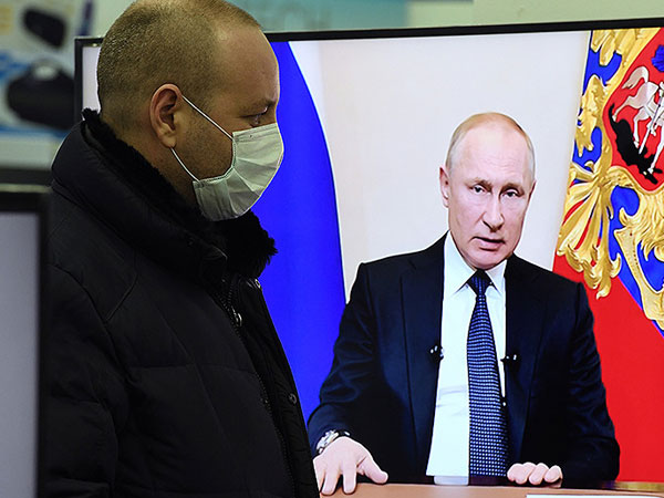 'Lấy của người giàu chia cho người nghèo': Cách ứng phó 'cơn bão' Covid-19 của Tổng thống Putin khiến người dân Nga thán phục