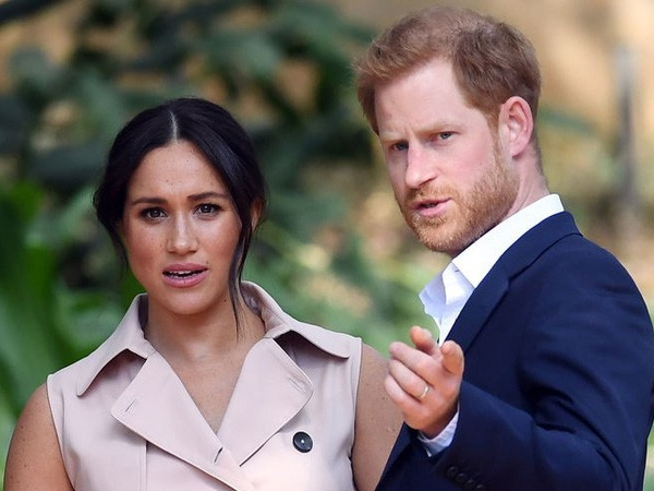 Vợ chồng Meghan Markle - Hoàng tử Harry bị Tổng thống Trump phũ phàng như thế này khi đặt chân đến Mỹ
