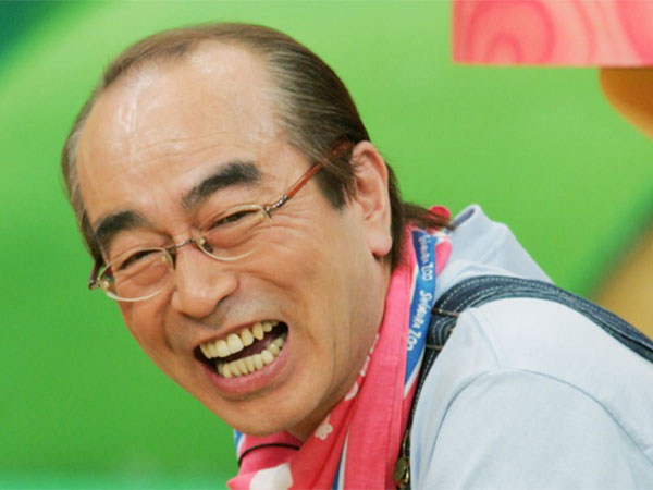 'Vua hài Nhật Bản' Ken Shimura qua đời vì nhiễm Covid-19