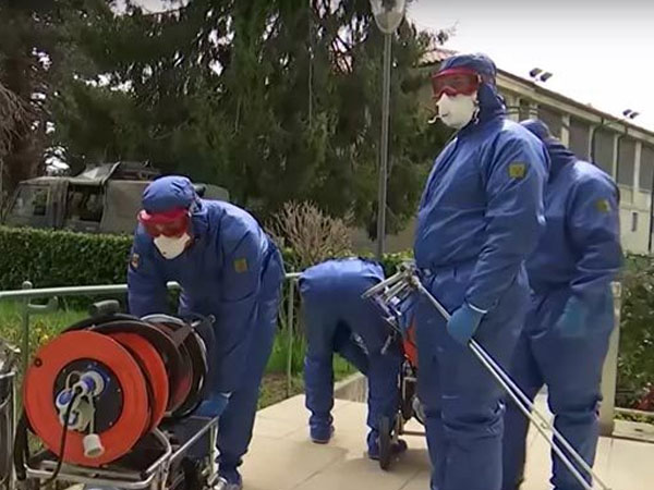 Nga điều quân tới giúp 'tâm dịch' của Italia chống Covid-19