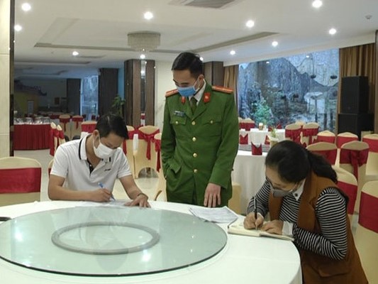 Khách sạn Mường Thanh bị phạt 18 triệu đồng vì mở của đón khách