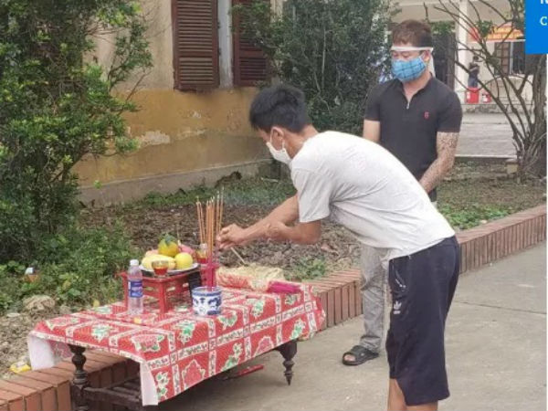 Cảm động tang lễ vái vọng trong khu cách ly: Người mất chắc chắn sẽ hiểu...