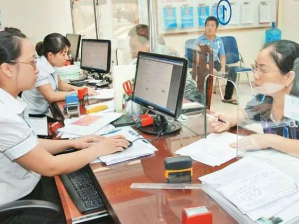 Bộ Nội vụ đề xuất tăng lương cho những ai từ ngày 1/7/2020?