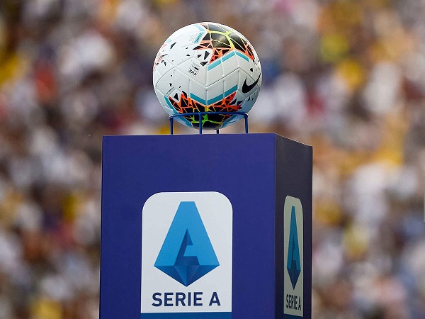 Đến lượt Serie A bị hoãn vô thời hạn vì COVID-19