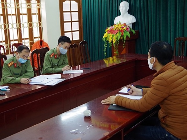 Quản trị viên nhóm 'chỉ điểm cảnh sát giao thông' bị cảnh cáo