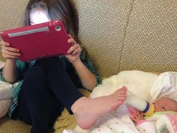 Cười té ghế với những kiểu 'troll' mẹ của các nhóc tỳ khiến mẹ 'méo mặt'