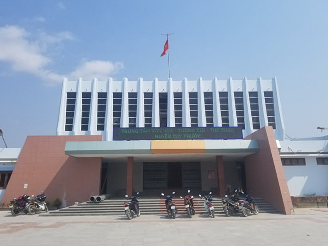 Chuyện như đùa: Giám đốc trung tâm văn hóa đem chuông đồng ra bán... đồng nát