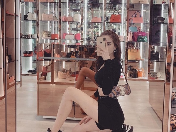 Ngọc Trinh sở hữu tủ đồ ngang cơ tỷ phú Kylie Jenner và 'yêu nữ hàng hiệu' Jamie Chua