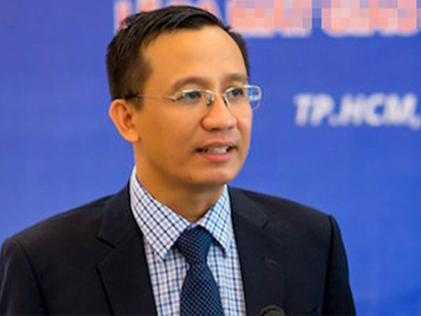 TS Bùi Quang Tín uống rượu cùng đồng nghiệp trước khi tử vong