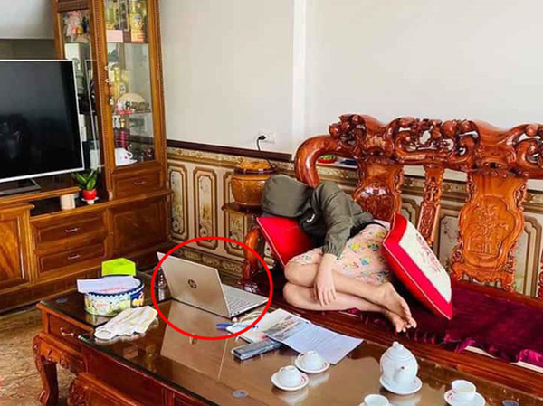 Chừa hết việc nhà cho anh trai để lên lớp online, cô gái khiến dân tình ngán ngẩm với hình ảnh này