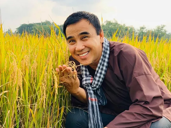 MC Quyền Linh: 'Báu vật' trong biệt thự 21 tỷ và cái cúi đầu thật thấp để được bình an