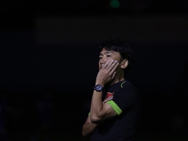 HLV Toshiya Miura: 'Tôi chịu nhiều hiểu nhầm ở Việt Nam'