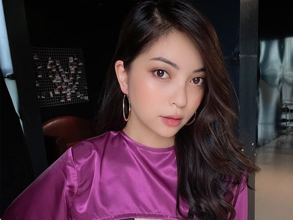 Giữa nghi vấn chia tay lần nữa với Quang Hải, Nhật Lê bất ngờ đăng đàn đầy ẩn ý: 'Con người chỉ nhìn thấy bề nổi của sự việc mà không thấy bản chất'
