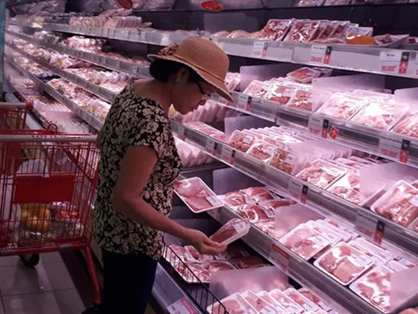 Thịt lợn ở siêu thị giảm giá sâu hỗ trợ người dân dịch COVID-19, sườn non giảm đến 42.000 đồng/kg