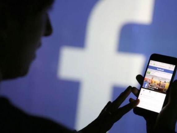 Tự ý đăng ảnh người khác lên Facebook bị phạt tới 20 triệu