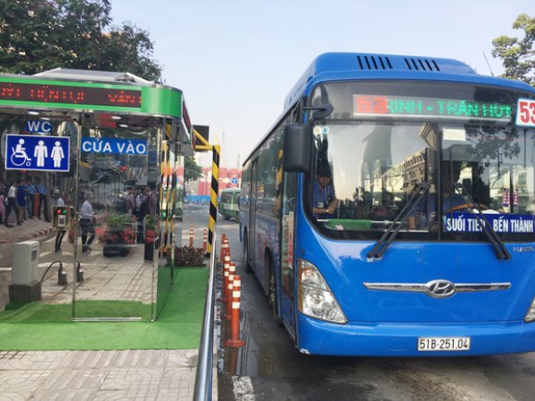 TP.HCM cấm xe khách, xe buýt, taxi, xe du lịch... đến hết 22/4