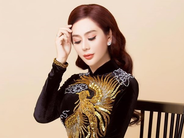Giữa nghi vấn trục trặc hôn nhân, Lâm Khánh Chi giãi bày: 'Quyết định nào cũng thật đắng cay, câu chuyện nào cũng có lí do cả...'