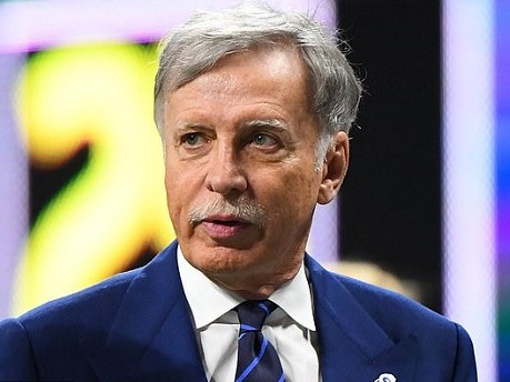 Arsenal được tỉ phú bơm tiền giữa đại dịch
