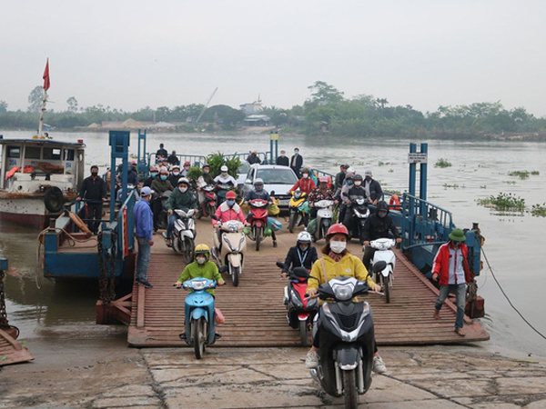Bến phà nối Hải Phòng - Hải Dương hoạt động trở lại sau 15 ngày giãn cách xã hội