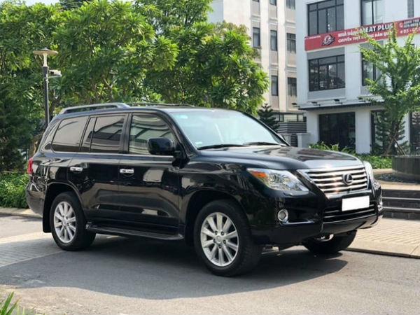 Đại gia Việt bán Lexus LX 570 nhập Mỹ, tiền thu về không đủ 'đập hộp' Mercedes-Benz GLC 200 đời mới