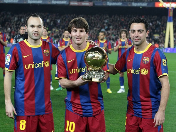 Iniesta: 'Barca khó tạo ra một thế hệ vàng như thời tôi nữa..'
