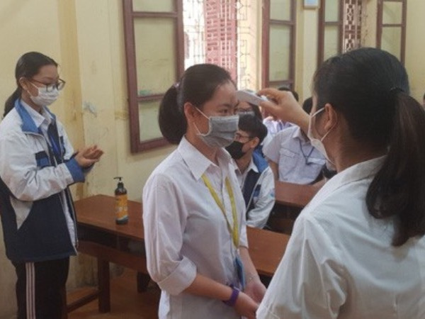 Những địa phương nào ấn định ngày học sinh đi học trở lại?