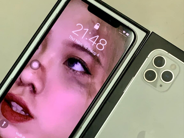 Gái xinh được trai Tinder tặng iPhone 11 XS Max sau nửa tháng match nhau: 'Bạn ấy chưa hề có ý gì với mình, chắc thời tới cản không kịp'
