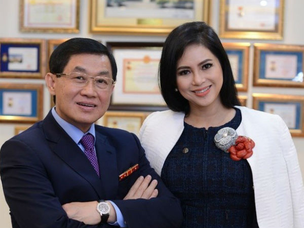 Vì đâu doanh nghiệp của 'vua hàng hiệu' Johnathan Hạnh Nguyễn lãi thấp kỷ lục?