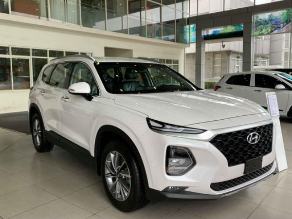 Biến động trên thị trường xe hơi trong nước: Nhiều mẫu giảm giá, ưu đãi cả trăm triệu đồng