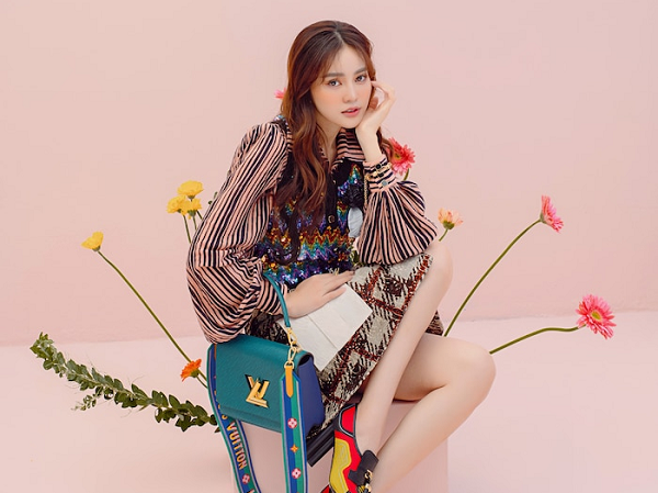 Diện đồ Louis Vuitton sành điệu, Ninh Dương Lan Ngọc khoe nhan sắc ngày càng rạng rỡ