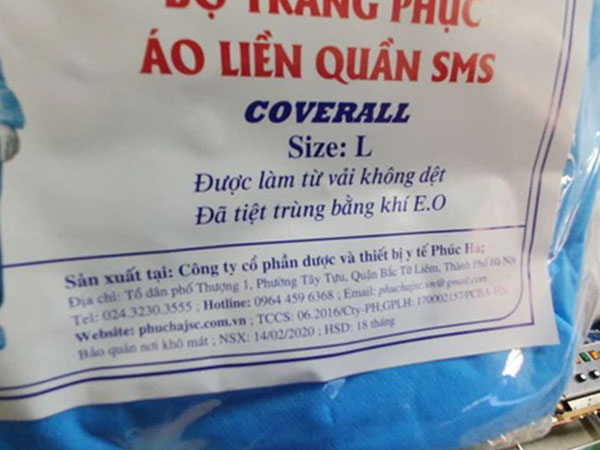 Khởi tố nhân viên y tế buôn thiết bị phòng dịch giả