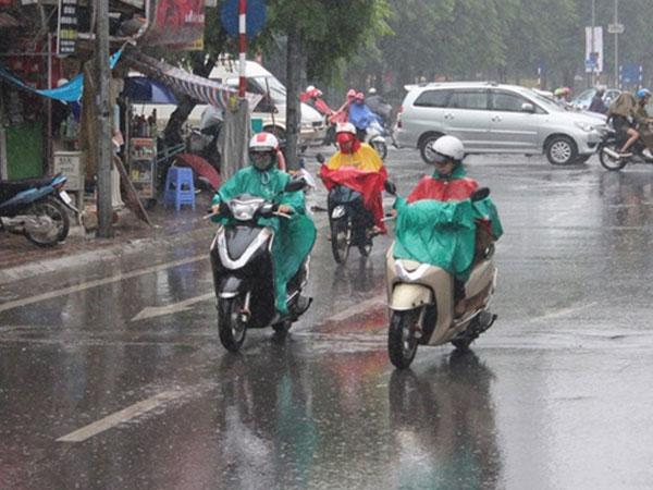 Dự báo thời tiết 24/4: Miền Bắc đón thêm 2-3 đợt không khí lạnh, đề phòng mưa đá, gió giật