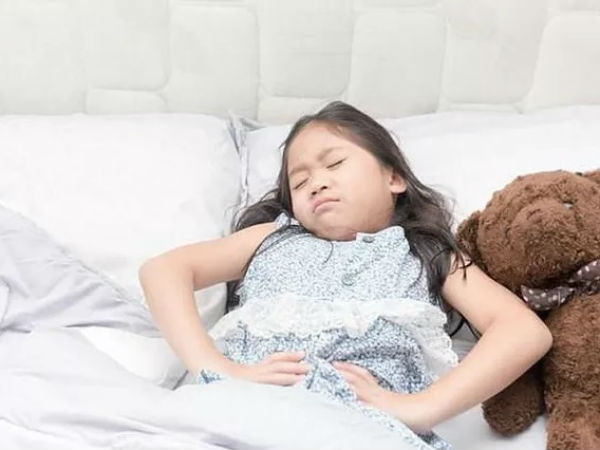 Con 6 tuổi vào viện cấp cứu, bố mẹ mới tá hỏa biết con bị viêm dạ dày vì thói quen ăn uống này