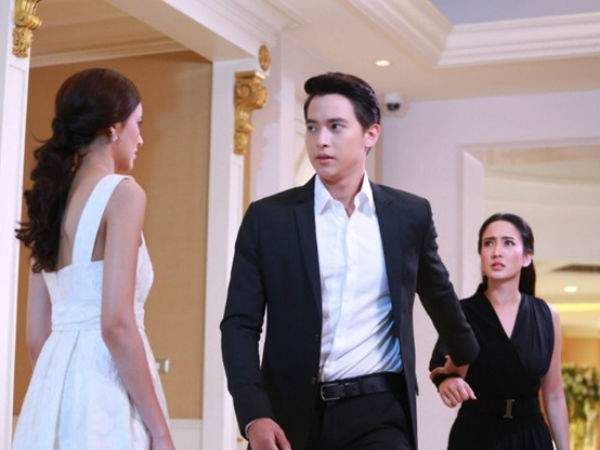 Âm mưu giành chồng người khác nhưng khi tận mắt chứng kiến cảnh tượng lạ lùng của vợ chồng nhà người ta thì cô nàng bẽ bàng rút lui