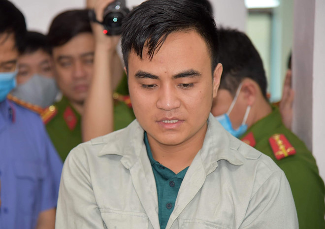 Bé gái 4 tuổi bị nhân tình của mẹ đánh tử vong vì nghịch nước