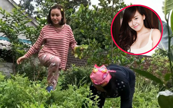 Trái ngược hình ảnh hở hang, phát ngôn táo bạo 7 năm trước, bà Tưng bỗng lột xác ăn vận giản dị cùng mẹ hái rau, nuôi gà ở quê nhà