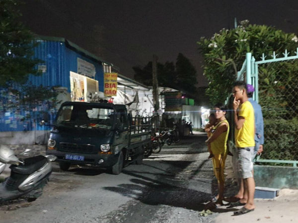 Mâu thuẫn trong lúc nhậu ngày nghỉ lễ, 1 người bị bạn đâm nguy kịch ở Bình Dương
